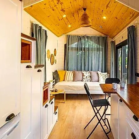 Joy Glamping 2*